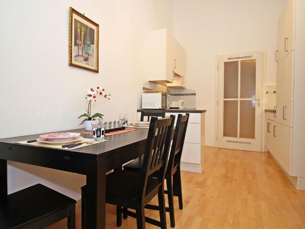 Apartment Judenplatz By Interhome Відень Екстер'єр фото